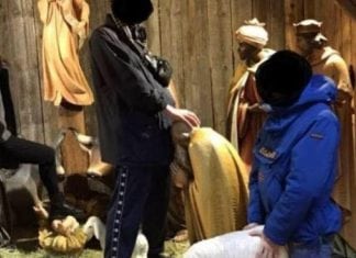 Profanato un presepe a Bolzano nell’indifferenza generale. Profanato un presepe a Bolzano nell’indifferenza generale - Daniela Santanchè
