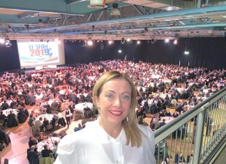 Giorgia Meloni alla Cena delle Sfide: la rassegna stampa In tanti ieri sera con Giorgia Meloni e Fratelli d’Italia per un’Italia più forte. Perché insieme, le sfide, si vincono! Ecco qui una rapida rassegna stampa