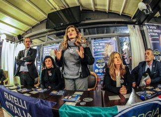 Il governo è distratto dal Def ma non pensa alla politica internazionale