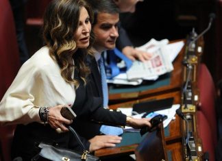 BONAFEDE A CASA! Non può restare al suo posto